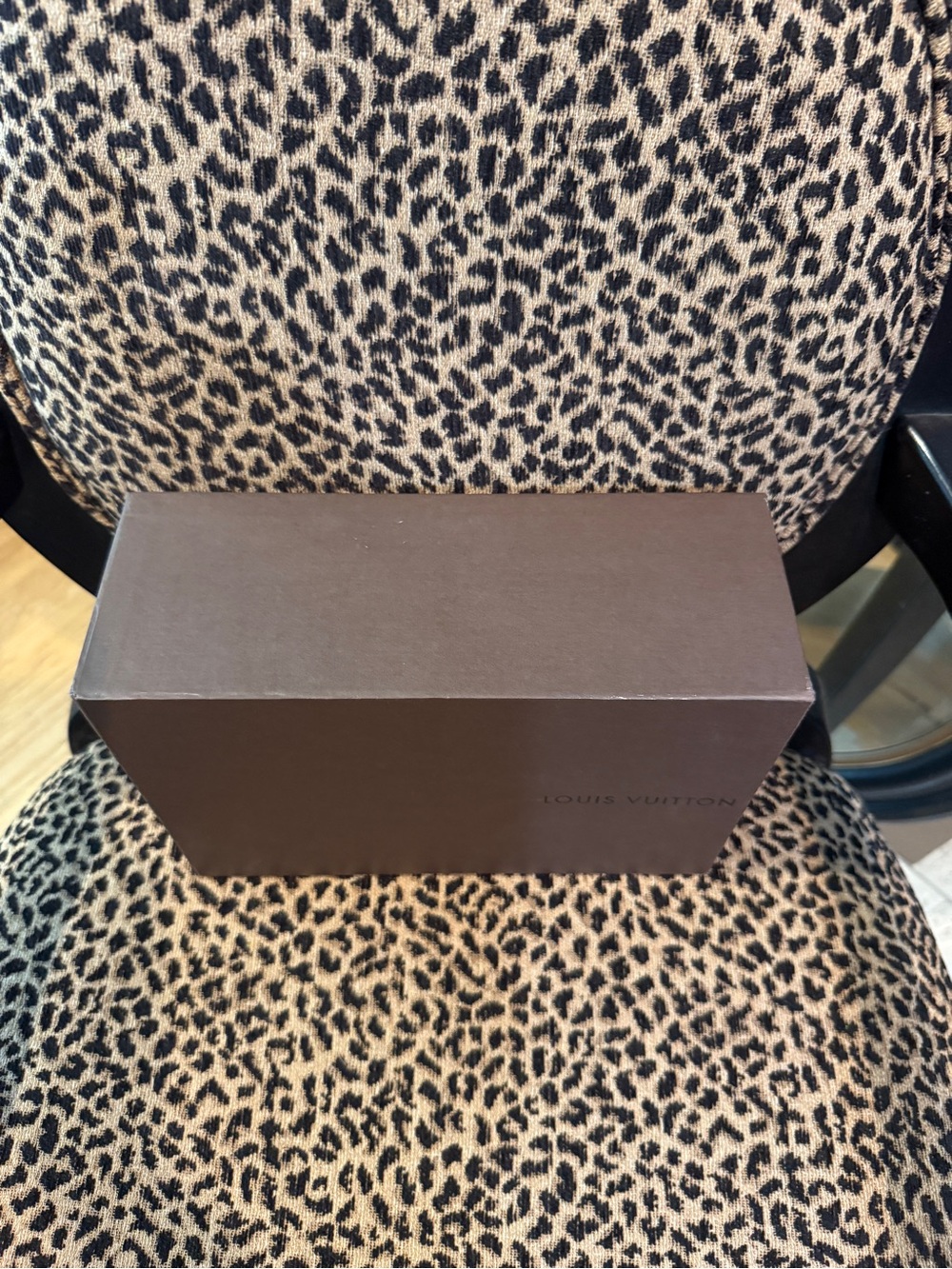 Accessory Box Identification - Picture 2 of 15
